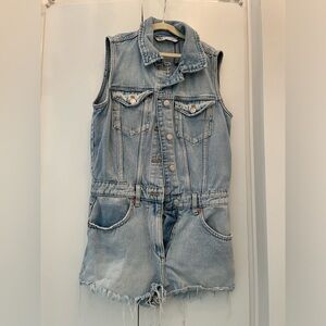 Zara Jean romper size small